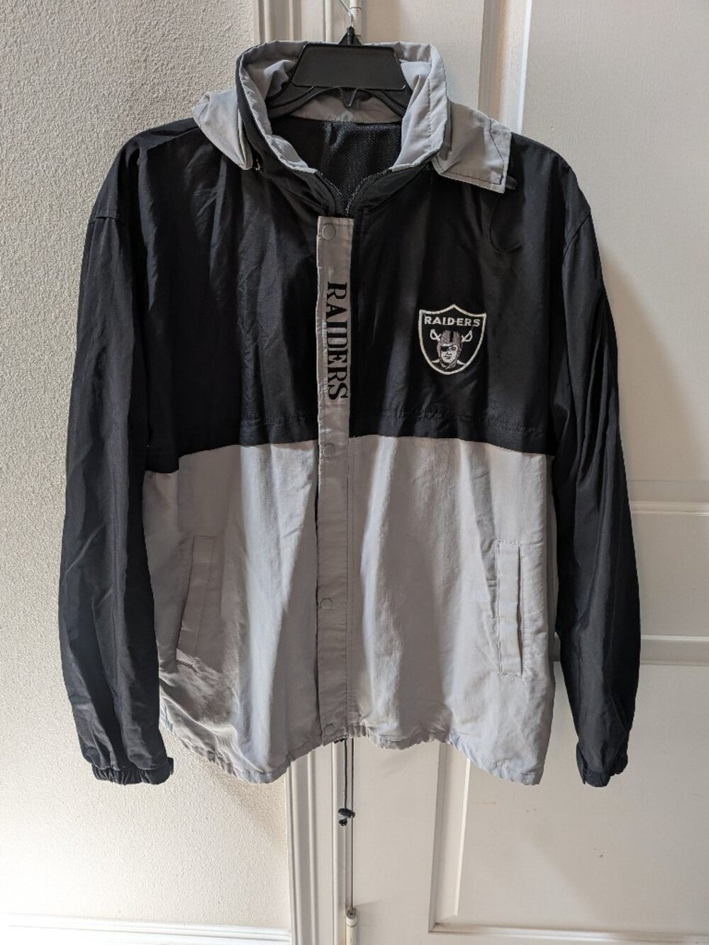 Vintage Oakland Raiders NFL Men’s XL Black Gray LA Vegas  Hooded Jacket Coat